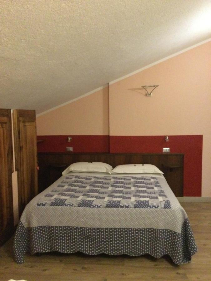B&B Les Fleurs Gignod Екстериор снимка
