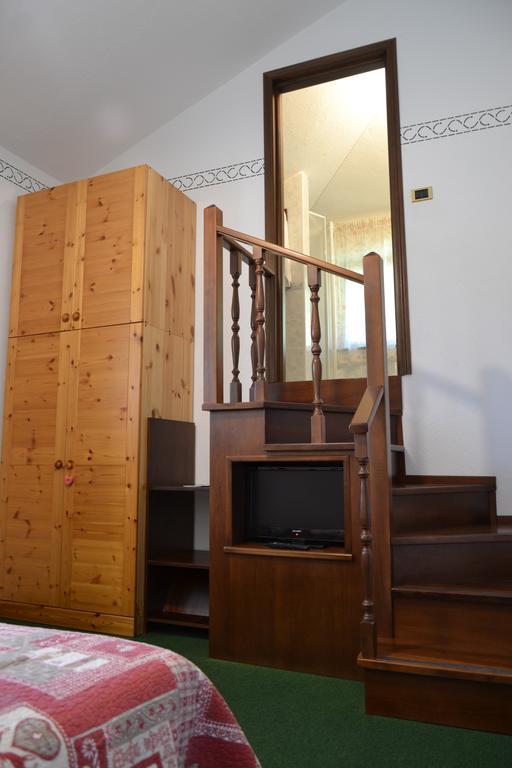 B&B Les Fleurs Gignod Екстериор снимка