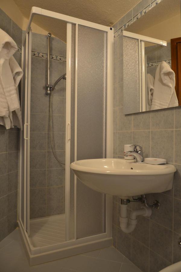 B&B Les Fleurs Gignod Стая снимка